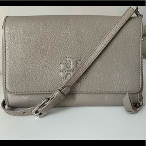 Tory Burch Thea Wallet crossbody